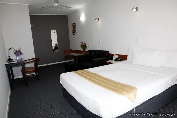 Ayr Traveller'S Motel